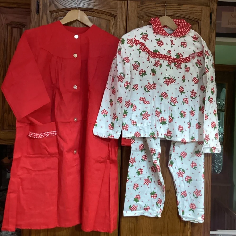 Vintage Pajama & Robe Set - Picture 1 of 16